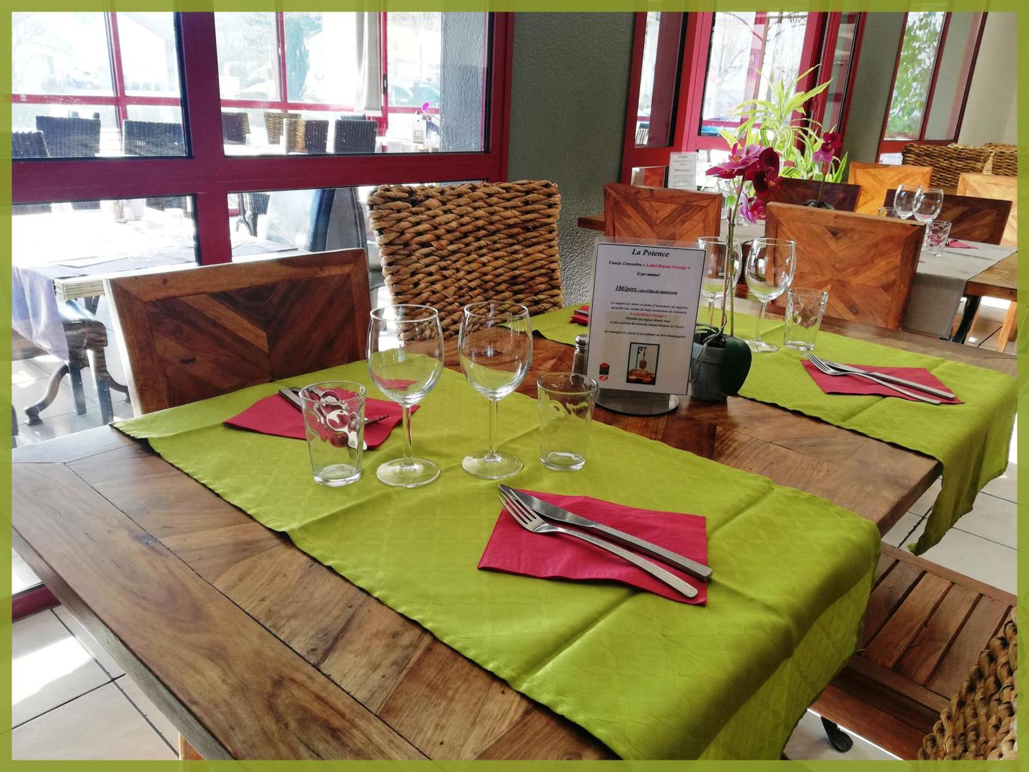 Hotel Du Parc Limoges & Restaurant "Le Temps D'Une Pause" Bagian luar foto
